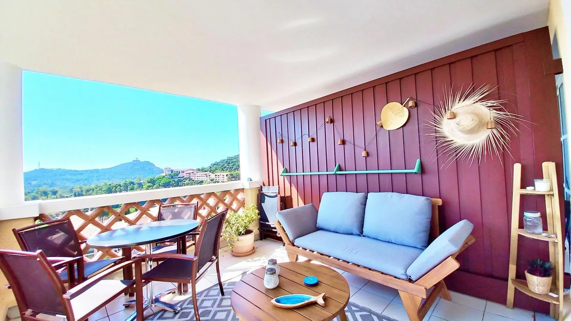 Cap Esterel-T2-Clim-Vue Mer Saint-Raphaël 0*,  Γαλλία